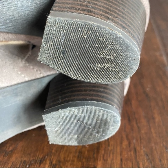 LUCKY BRAND Taupe Suede Side Zipper Western Booties - Picture 11 of 15